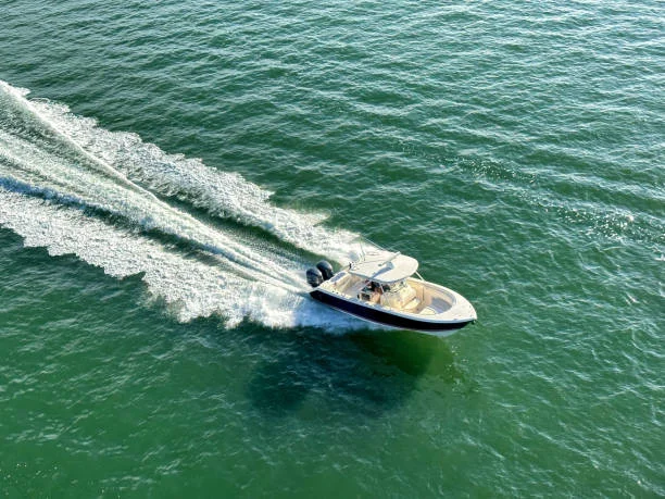 Safety Guidelines for Using Boat Rentals on Vacation in Dunnellon, FL